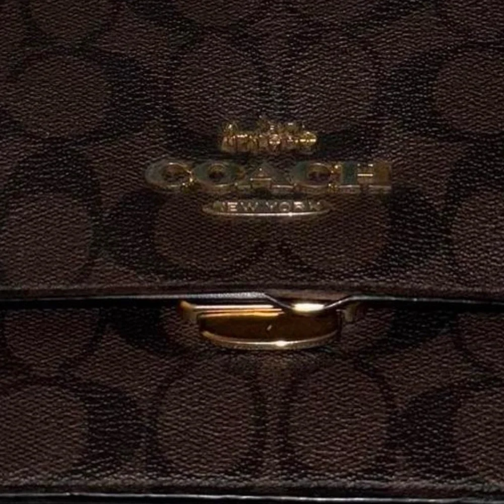 Coach Signature Brown Crossbody Bag - Picture 4 of 5